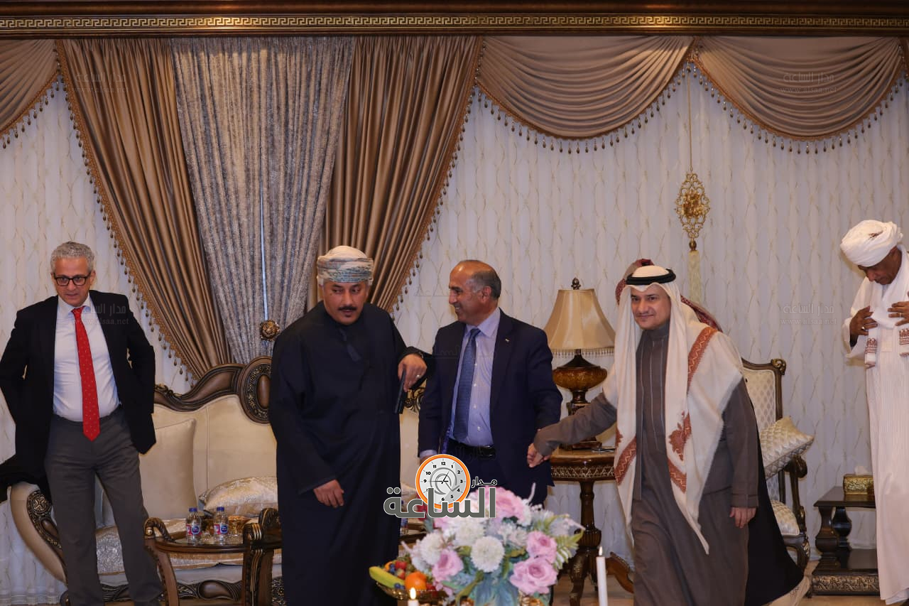 Madar Al-Saa Images 0.6548004163500816