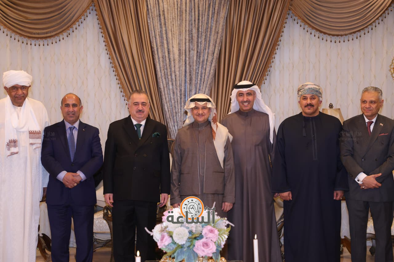 Madar Al-Saa Images 0.24595604896708356