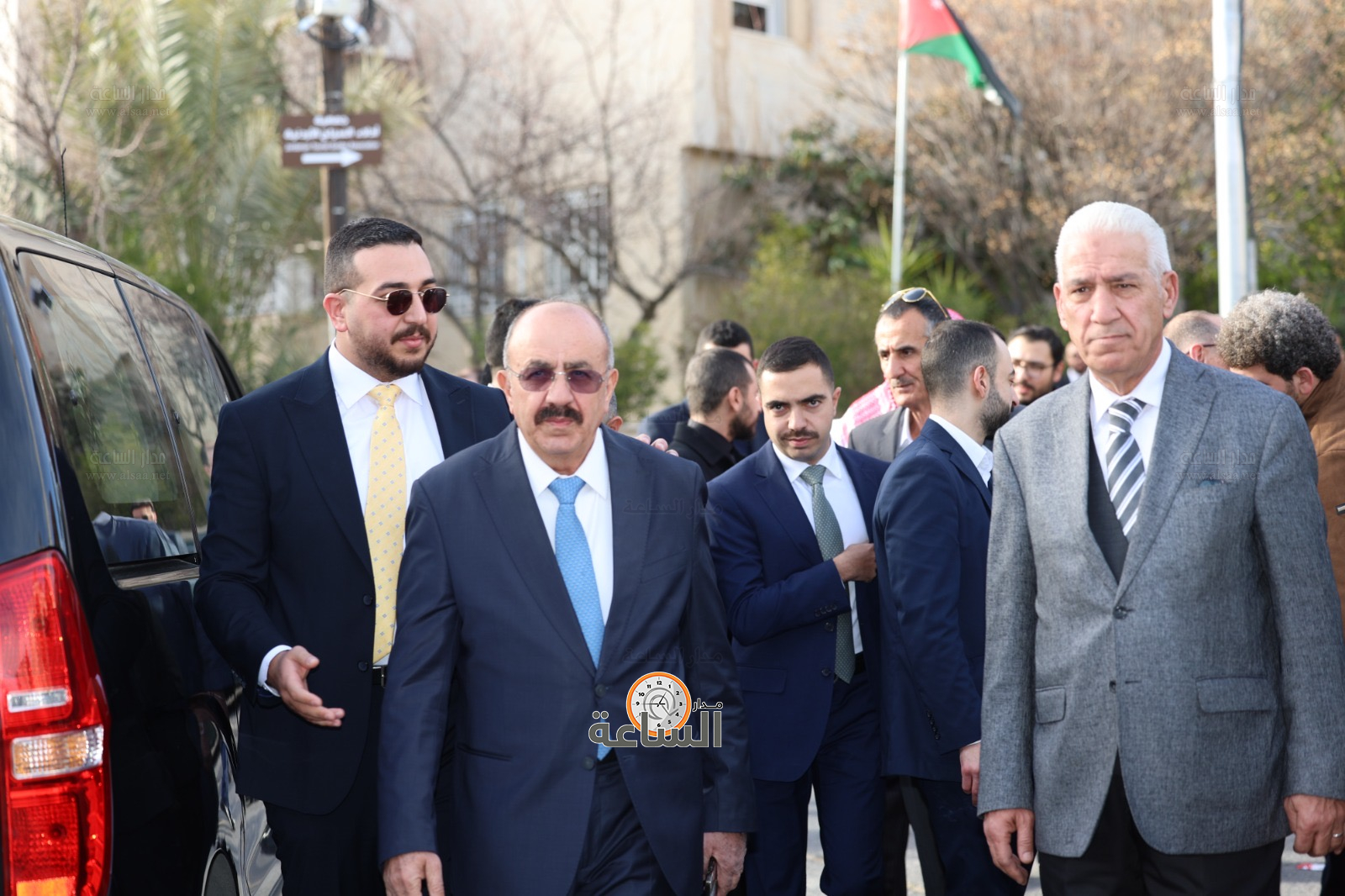 Madar Al-Saa Images 0.819869783980016