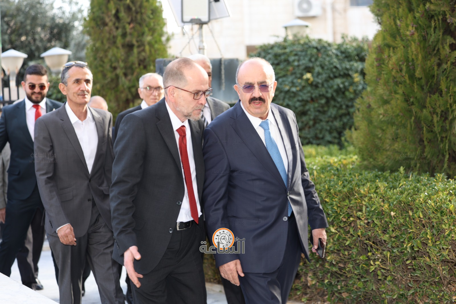 Madar Al-Saa Images 0.6253608105038099