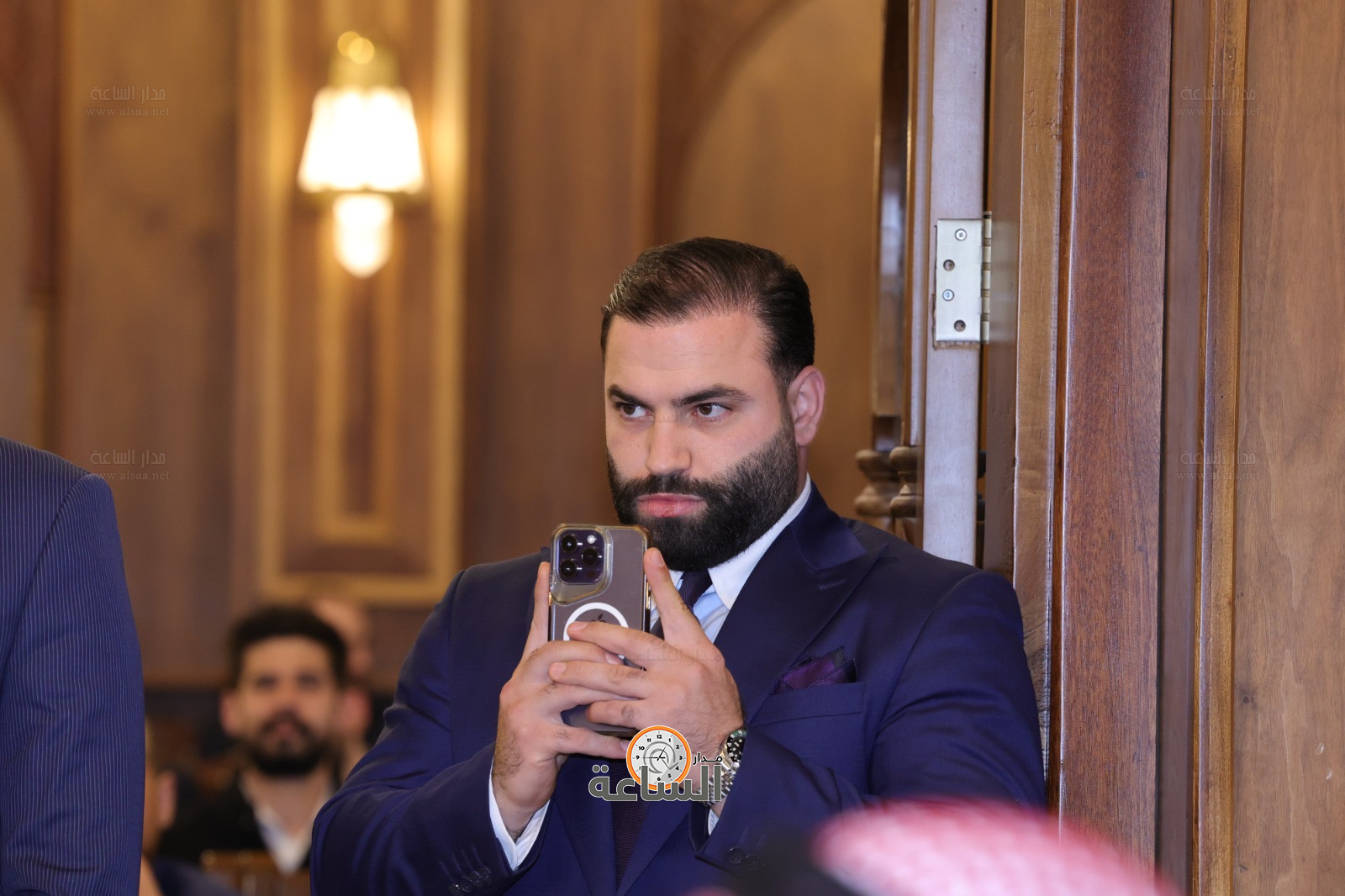 Madar Al-Saa Images 0.6235913950594016