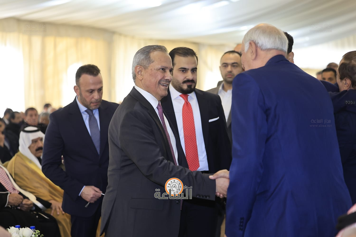 Madar Al-Saa Images 0.38157415624088