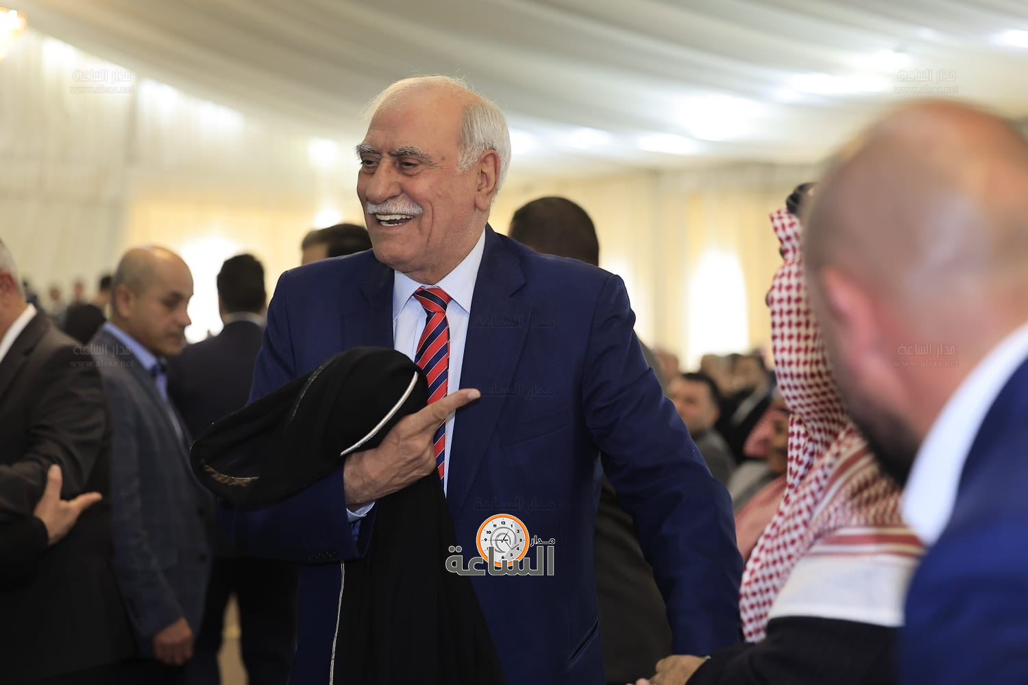 Madar Al-Saa Images 0.7159829492402873