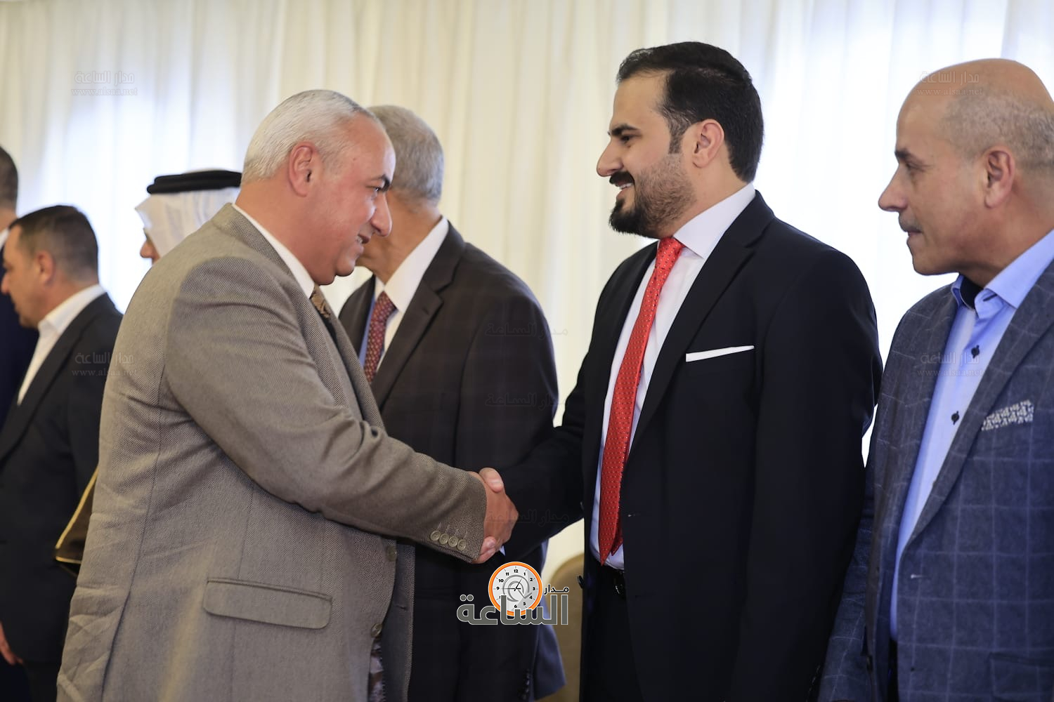 Madar Al-Saa Images 0.8886529703577347