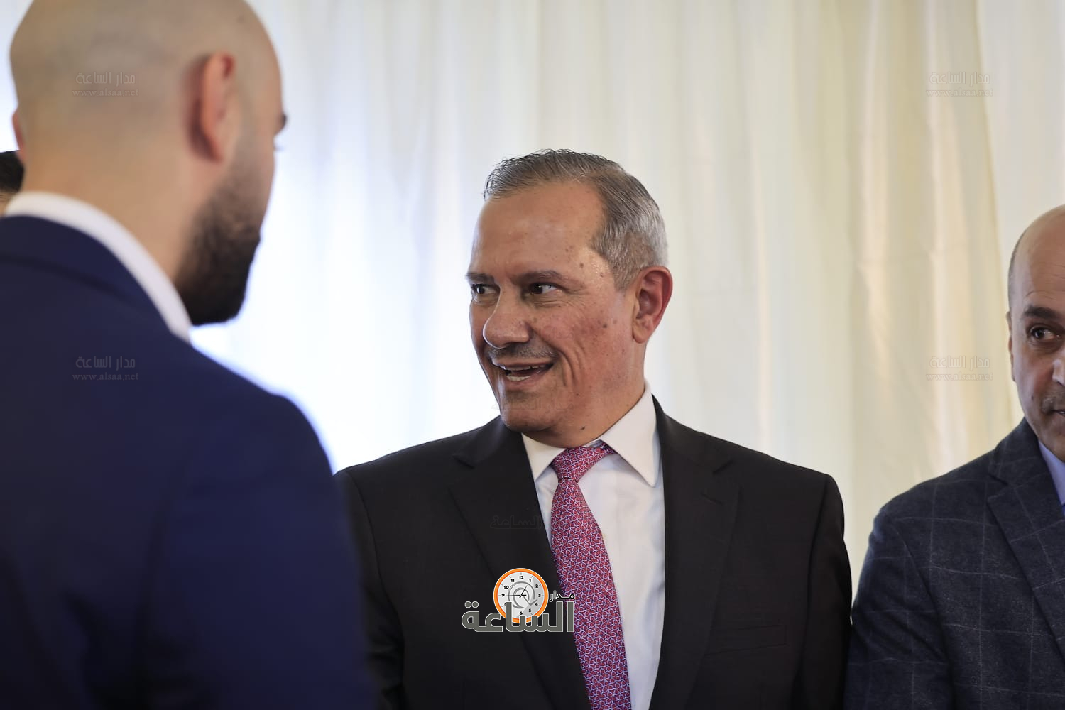 Madar Al-Saa Images 0.06305609169341708