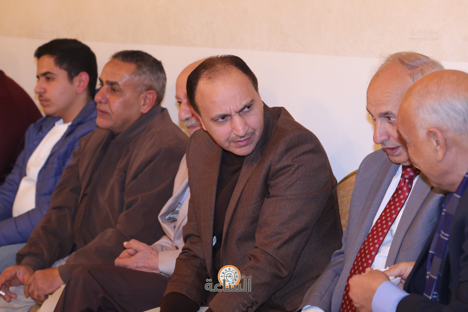 Madar Al-Saa Images 0.058474497245595725