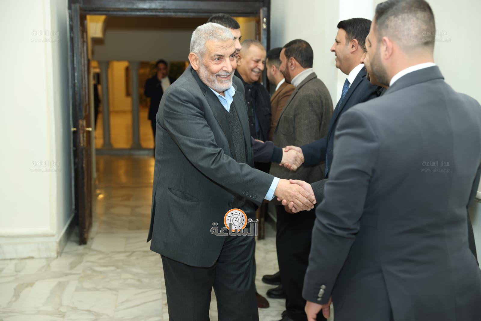 Madar Al-Saa Images 0.7938437165262375