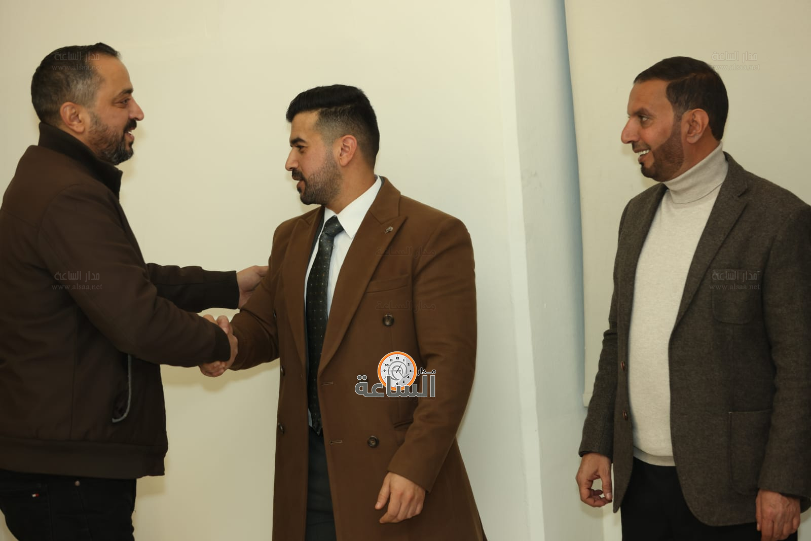 Madar Al-Saa Images 0.9437724212174312