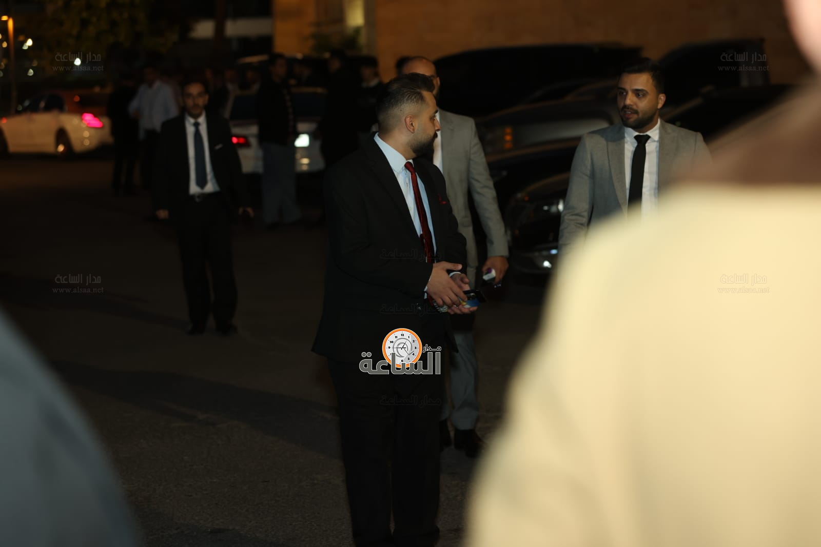 Madar Al-Saa Images 0.25010687142898225