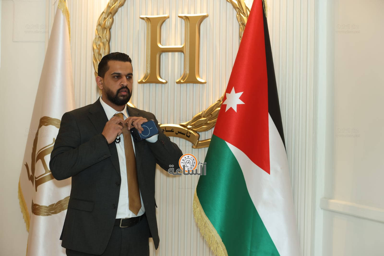 Madar Al-Saa Images 0.33430116342080185