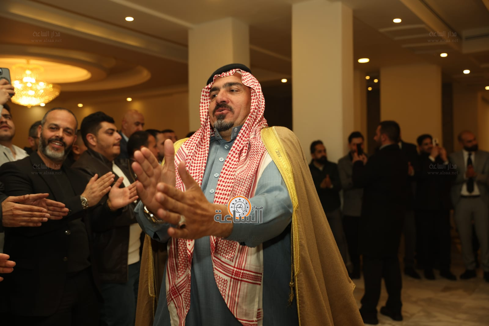 Madar Al-Saa Images 0.7816355195178785