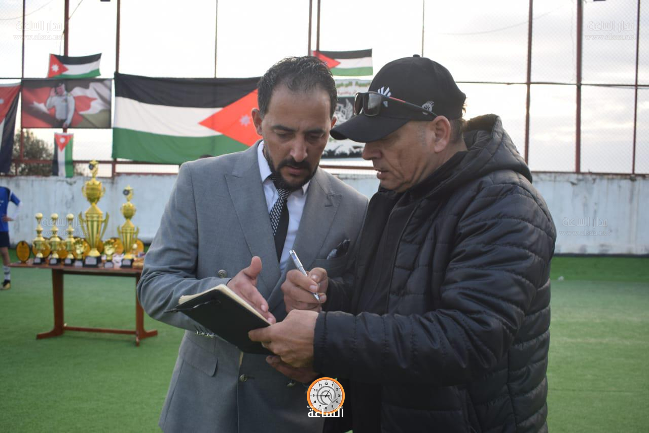 Madar Al-Saa Images 0.25883722917084084