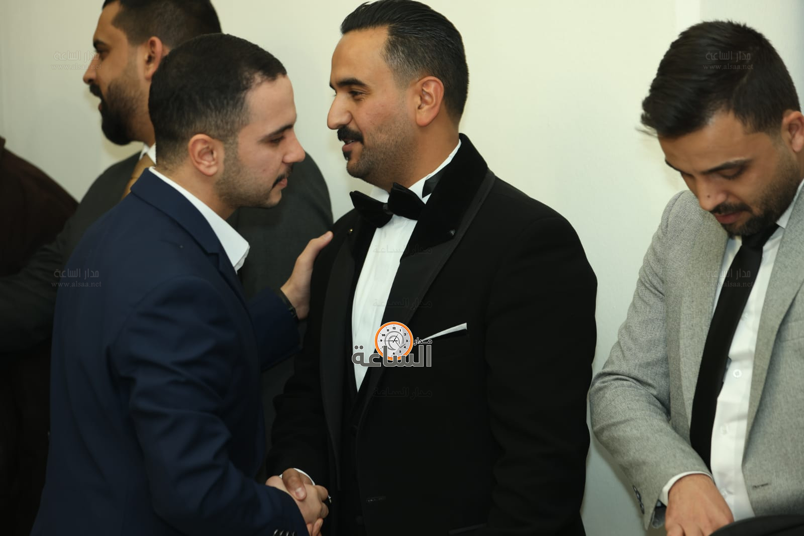 Madar Al-Saa Images 0.22376332456664272