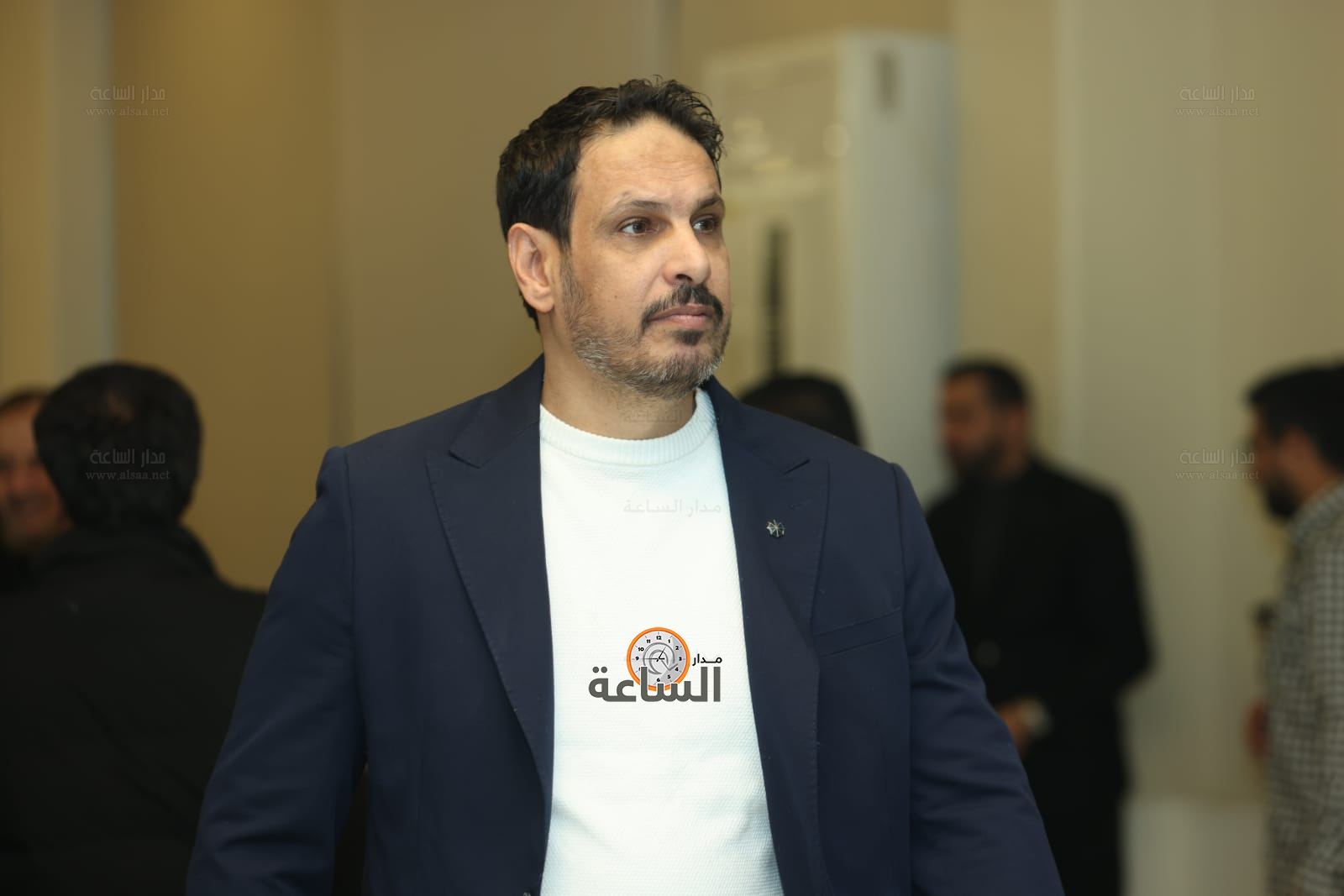 Madar Al-Saa Images 0.02520891864850361