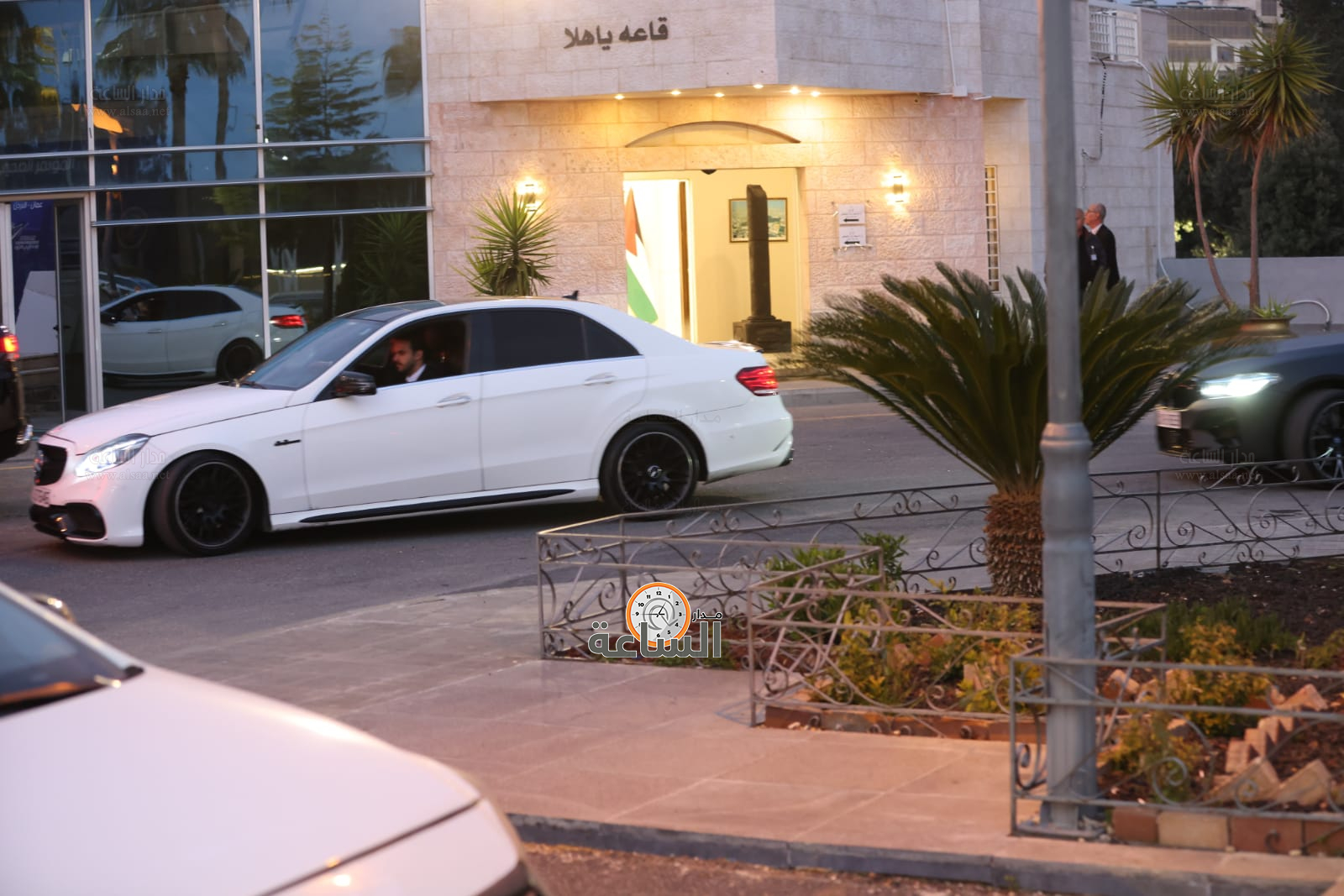 Madar Al-Saa Images 0.24401271440619177