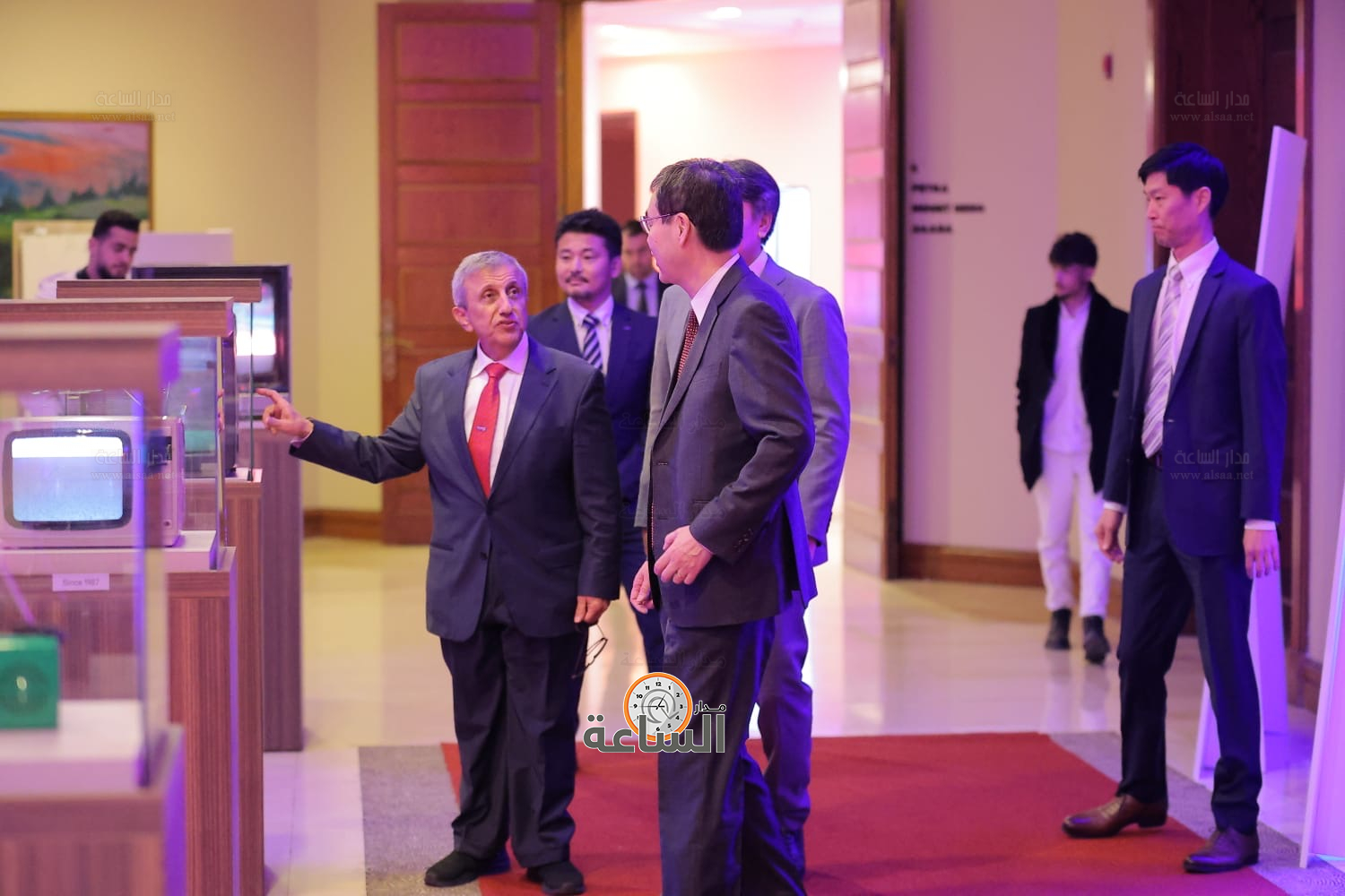 Madar Al-Saa Images 0.6025496257110284