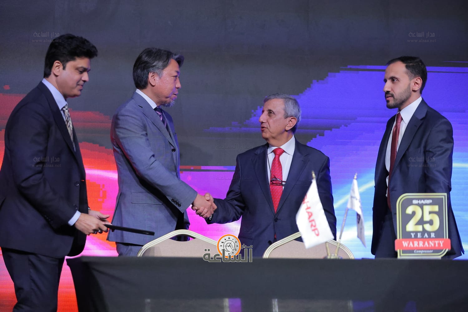 Madar Al-Saa Images 0.6498208486216872