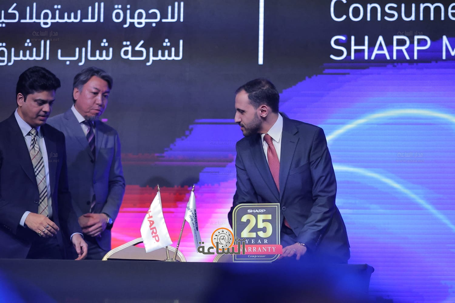 Madar Al-Saa Images 0.3176161715768526