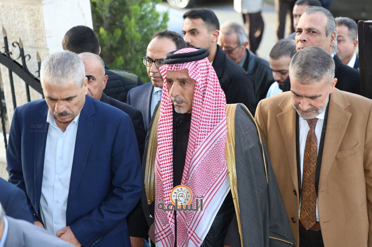 Madar Al-Saa Images 0.15309079086499078