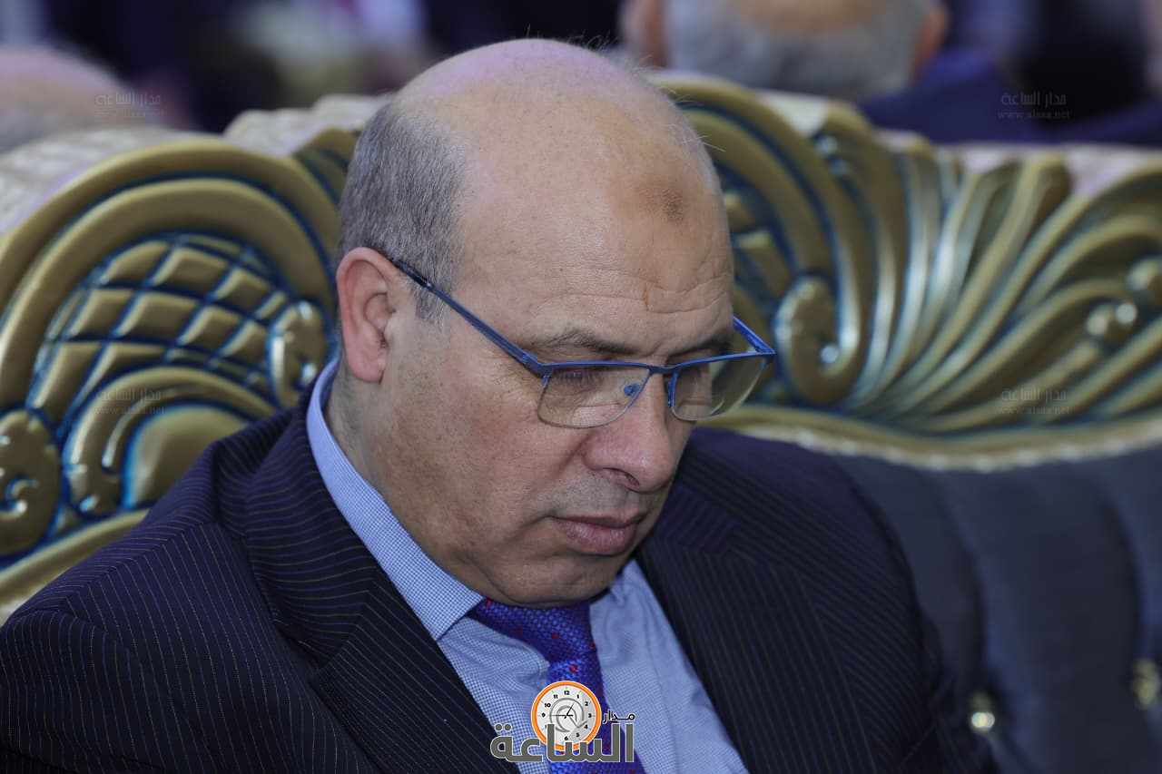 Madar Al-Saa Images 0.14897398475925416