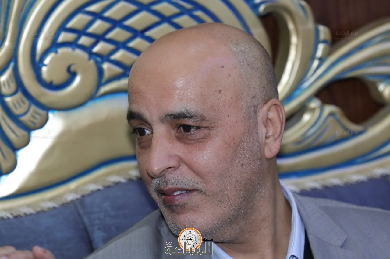 Madar Al-Saa Images 0.5603863663869907