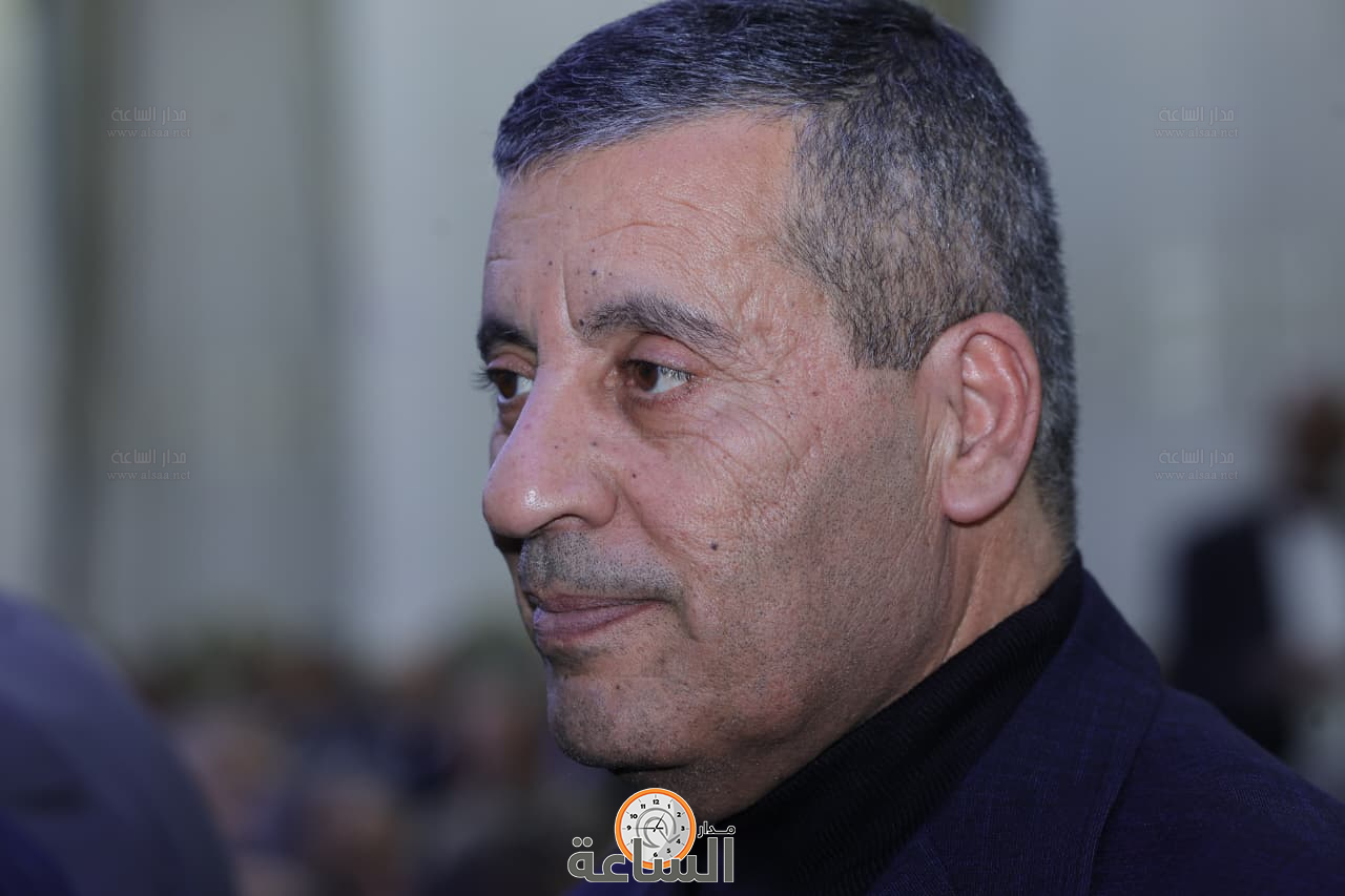 Madar Al-Saa Images 0.8374854056238313