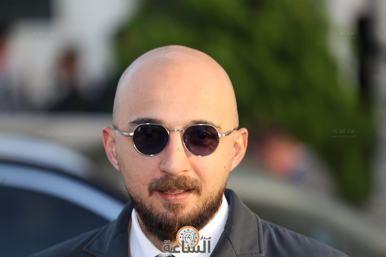 Madar Al-Saa Images 0.9448274055178504