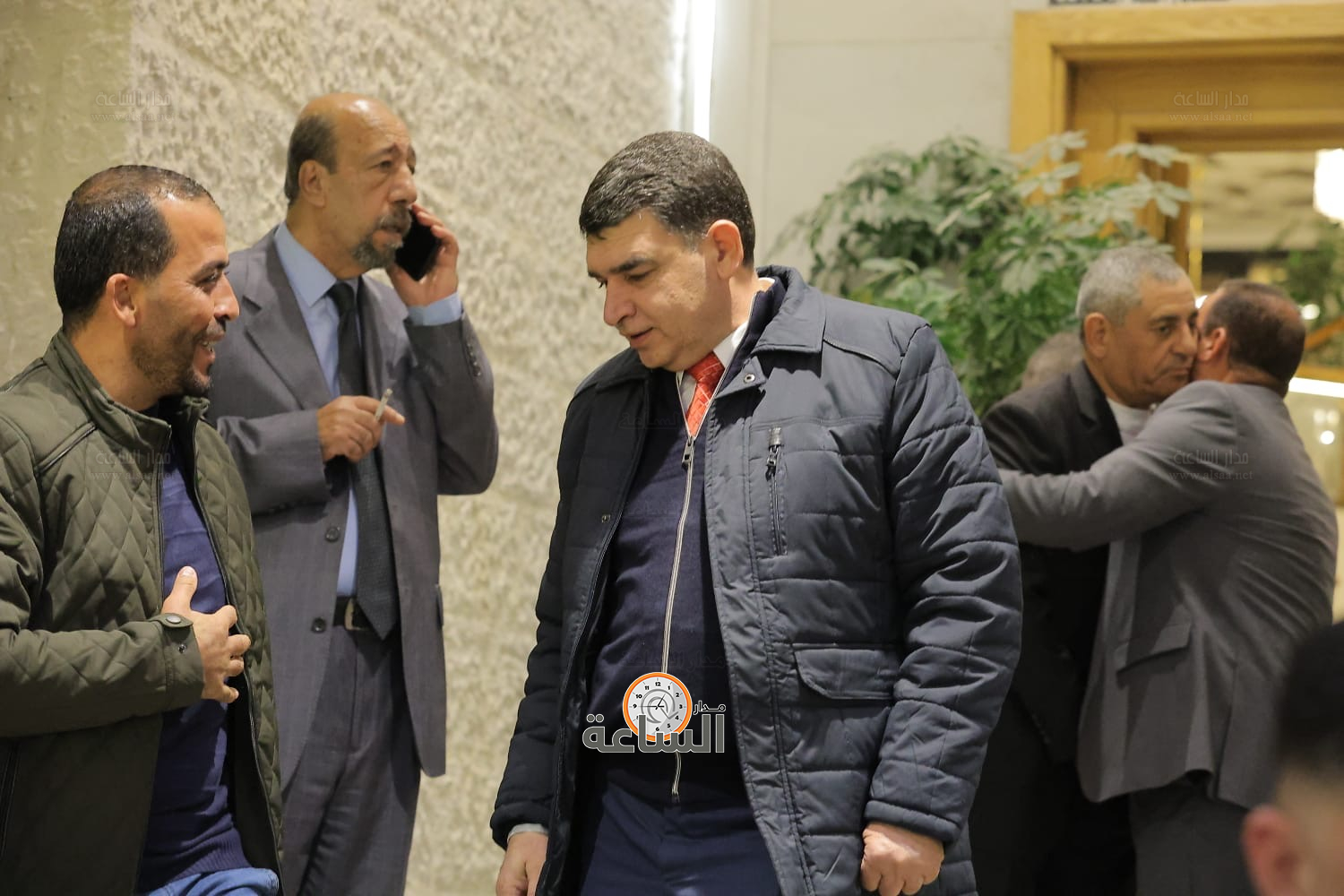 Madar Al-Saa Images 0.5465071054099475