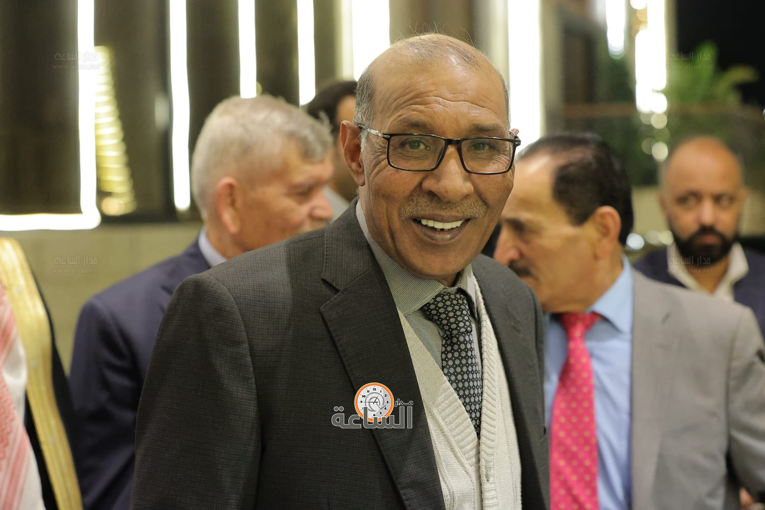 Madar Al-Saa Images 0.3515199429389767