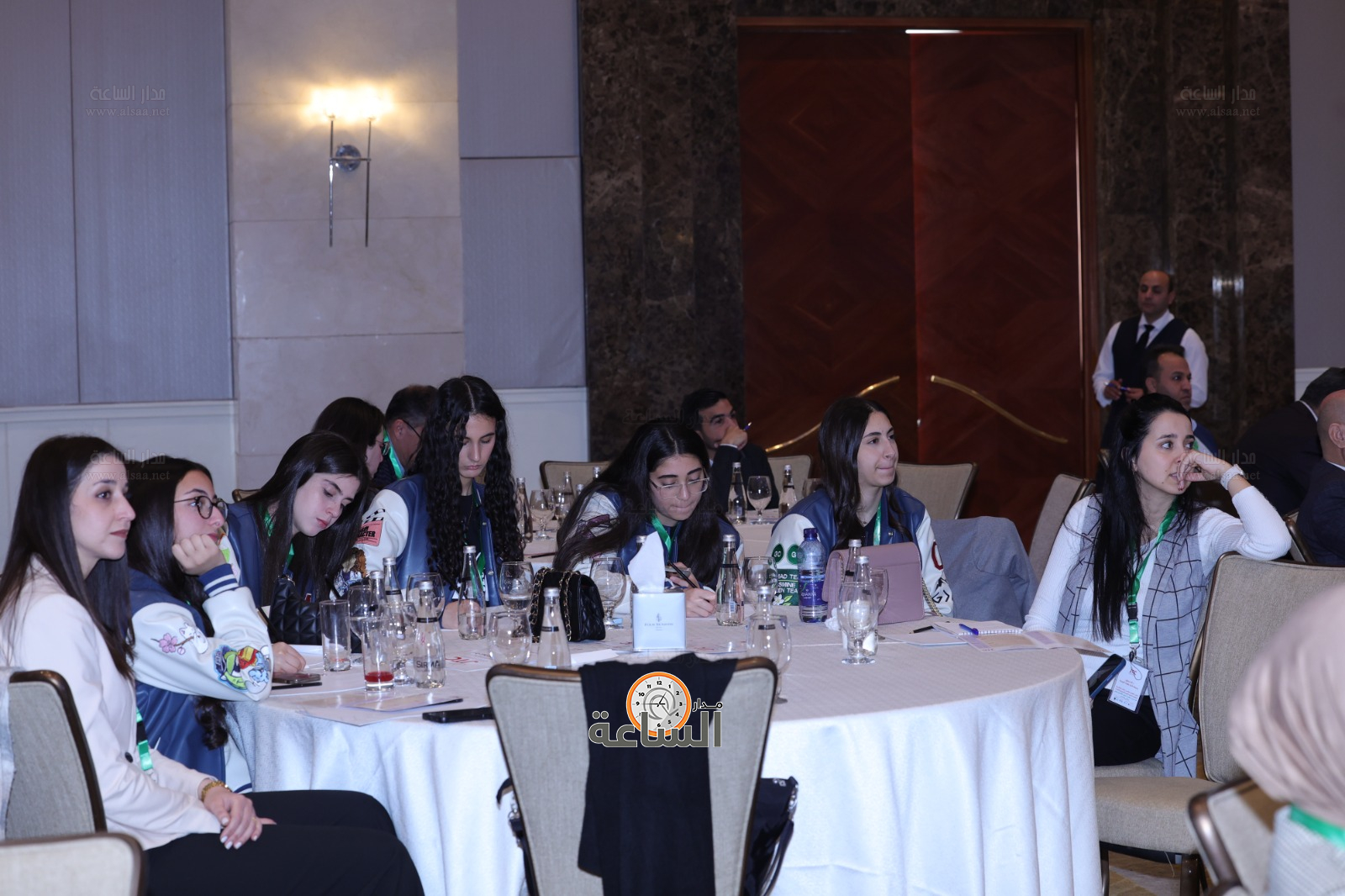 Madar Al-Saa Images 0.6578915100045792