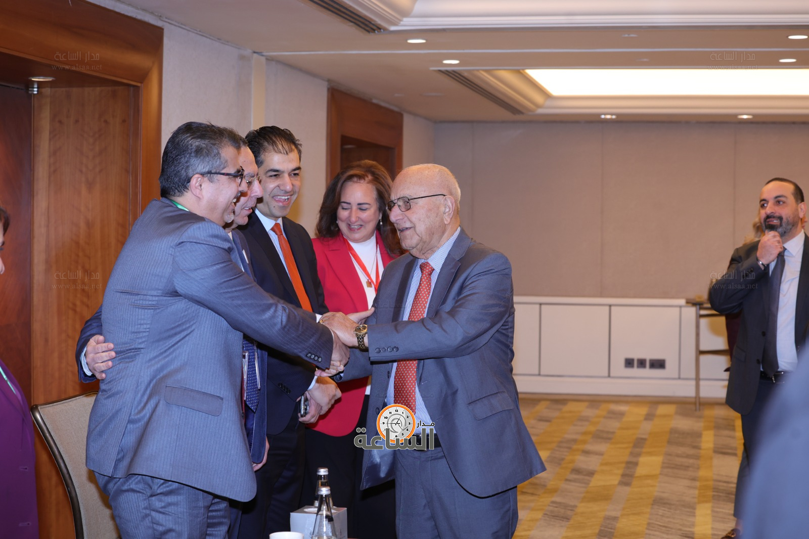 Madar Al-Saa Images 0.8817075760275241