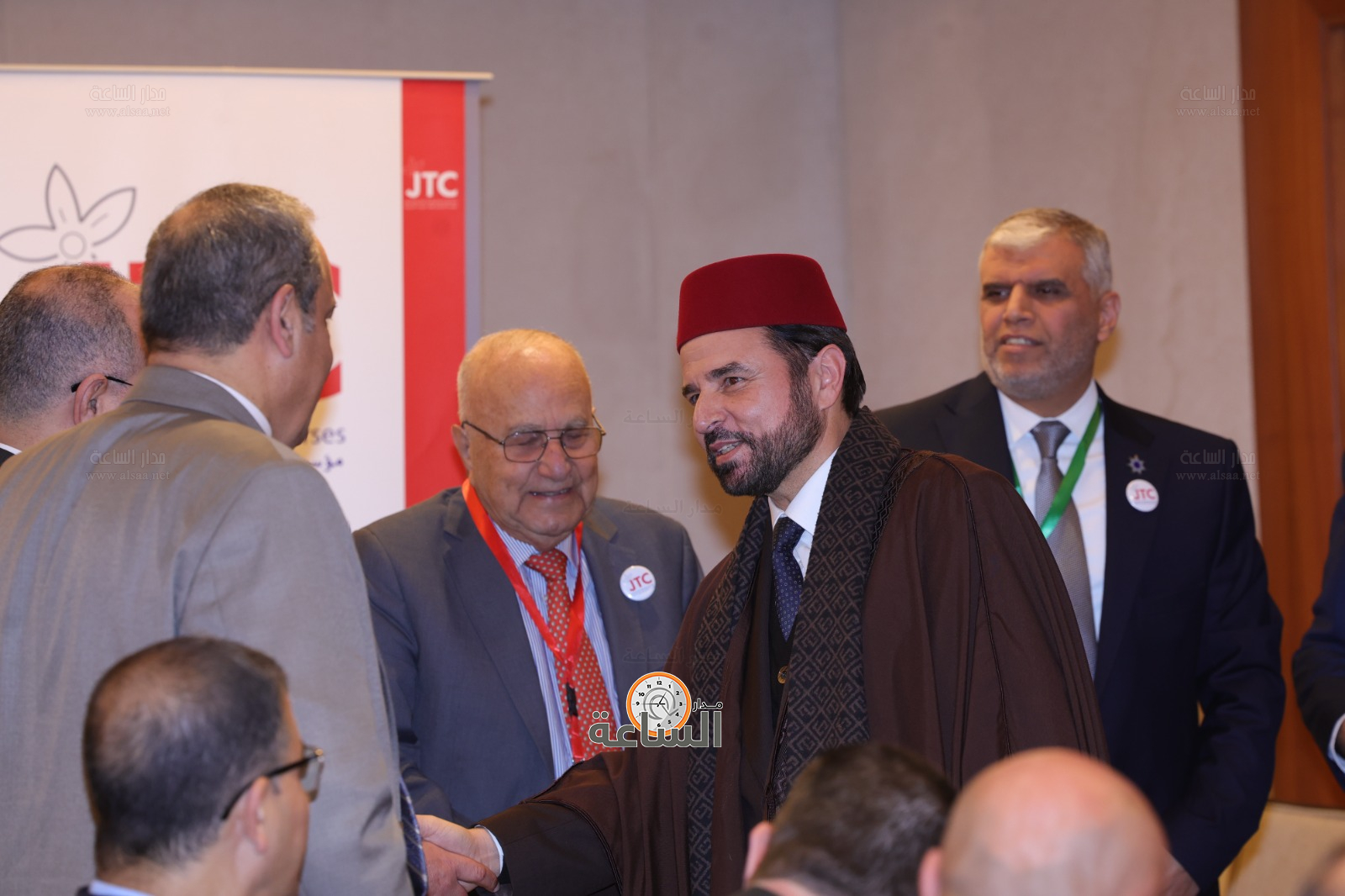 Madar Al-Saa Images 0.9334172163437994