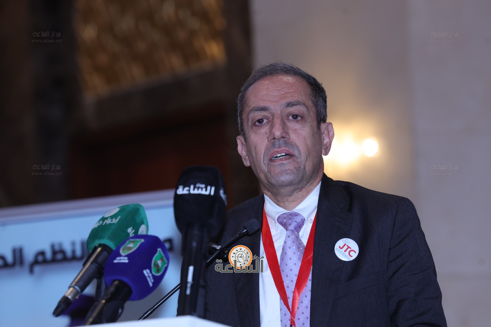 Madar Al-Saa Images 0.8804133306739458