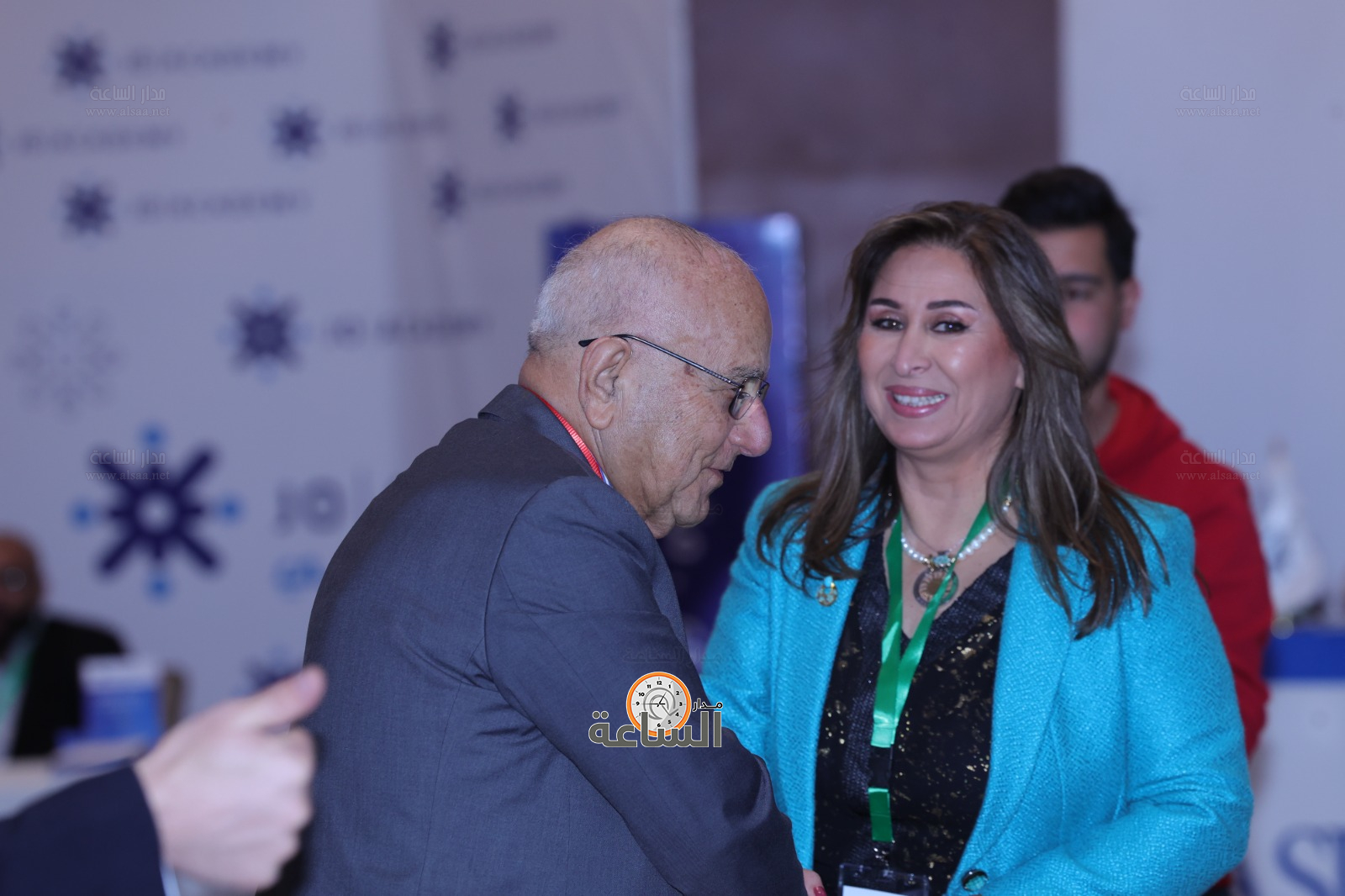 Madar Al-Saa Images 0.42432029412699