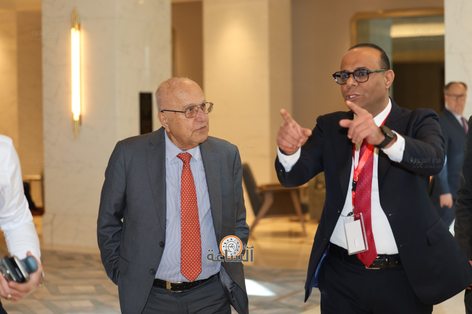 Madar Al-Saa Images 0.9371136818864125