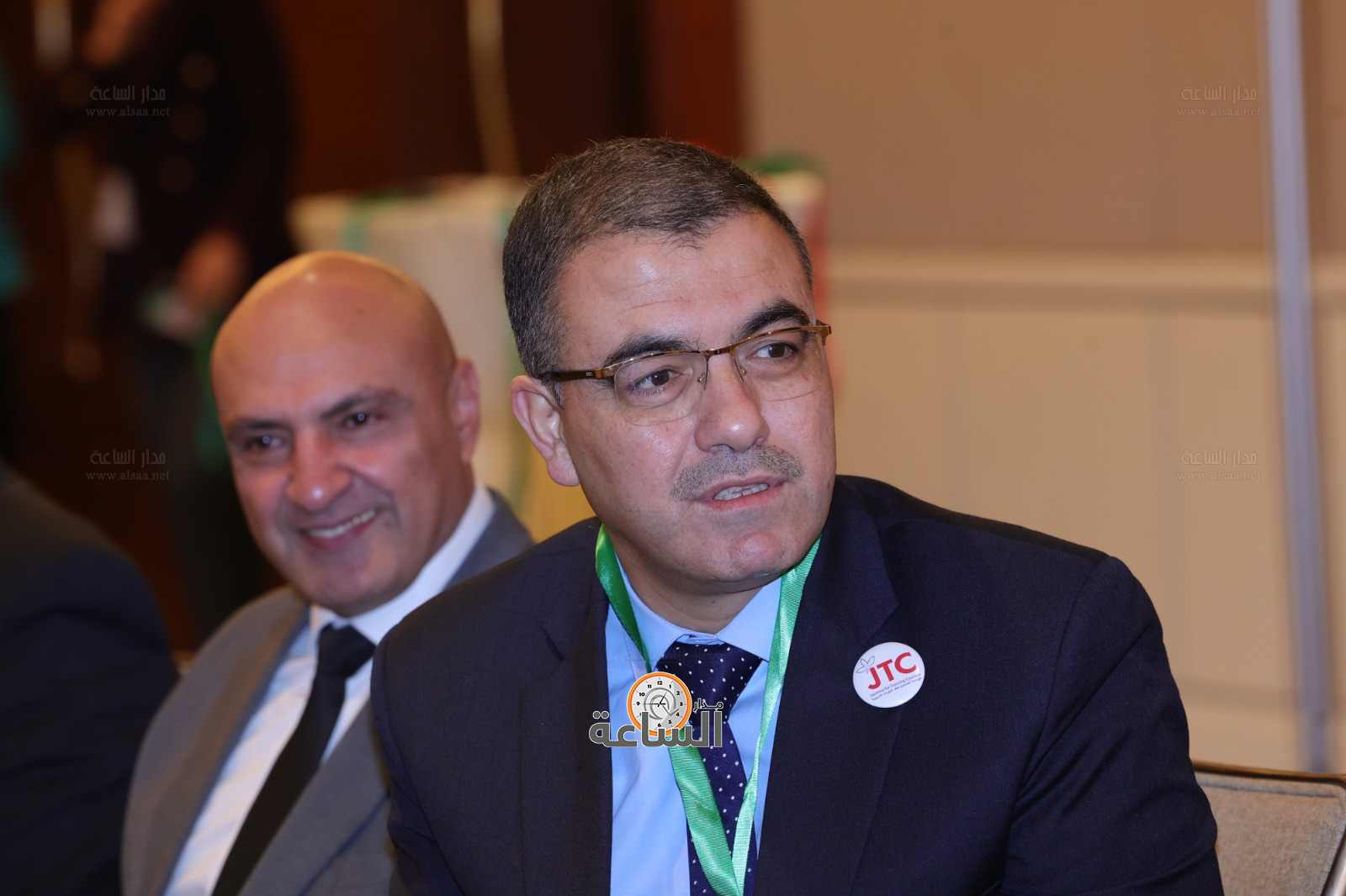 Madar Al-Saa Images 0.7335153378237964