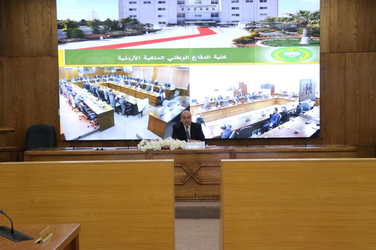 Madar Al-Saa Images 0.5526118237037739