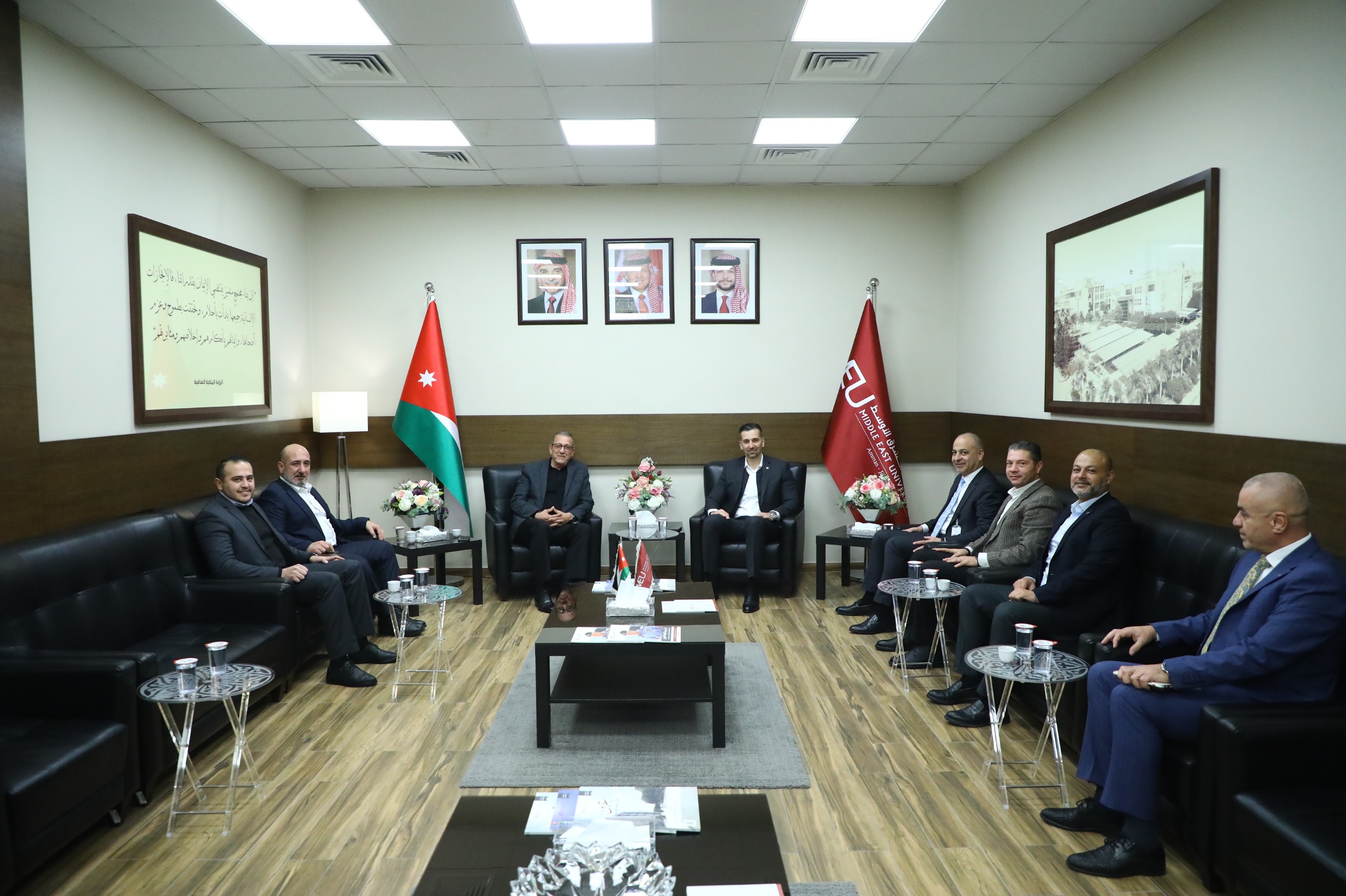 Madar Al-Saa Images 0.4063832135489007