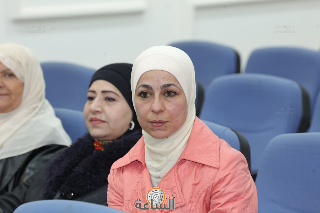 Madar Al-Saa Images 0.4243392329963567