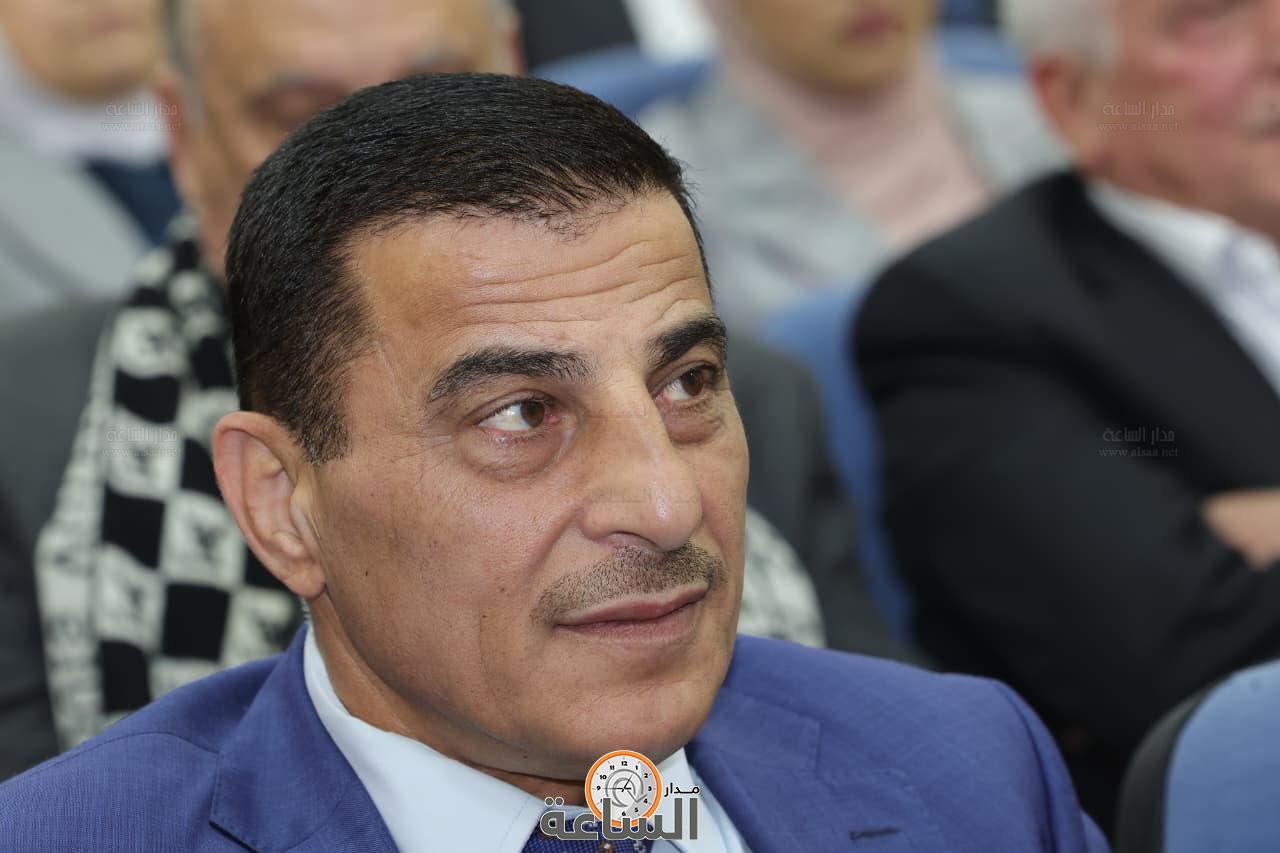 Madar Al-Saa Images 0.5096119489454809