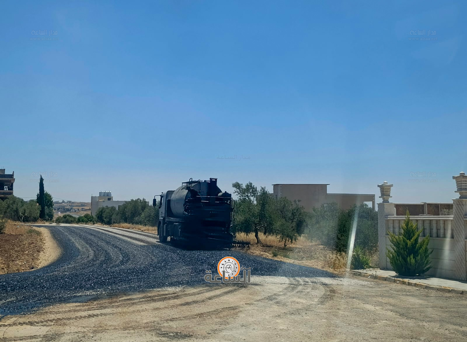 Madar Al-Saa Images 0.03959789142540704