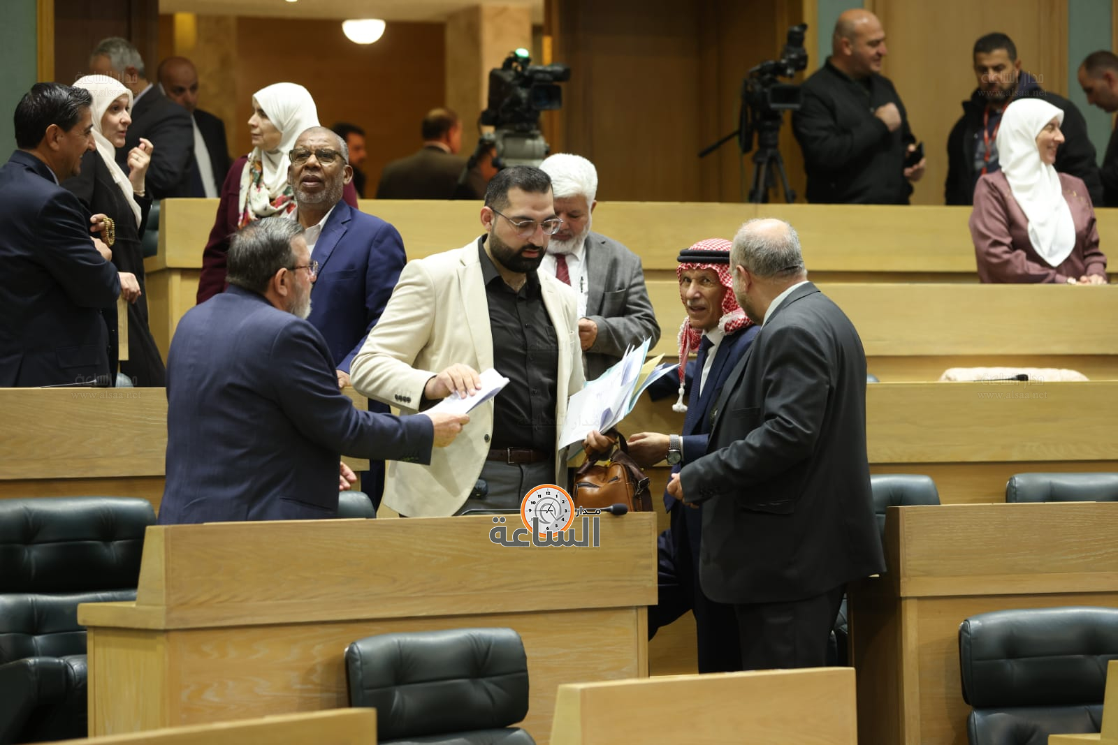 Madar Al-Saa Images 0.8883606746254983