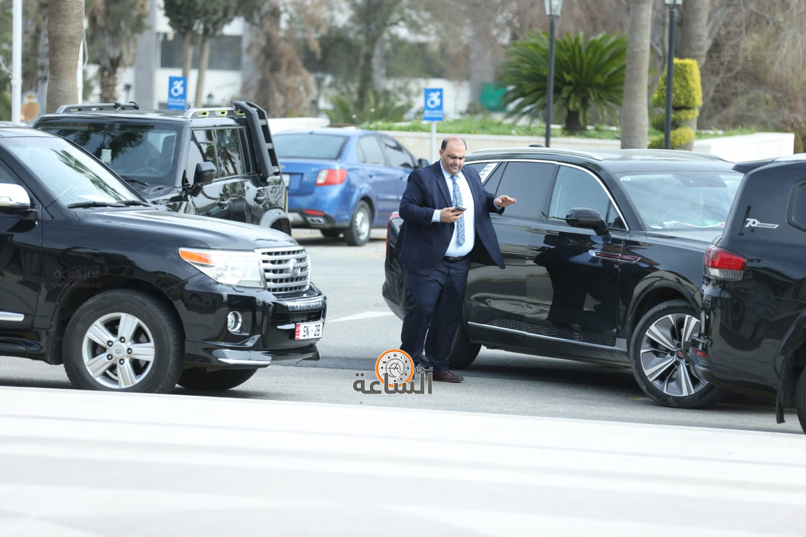 Madar Al-Saa Images 0.6986274952334631