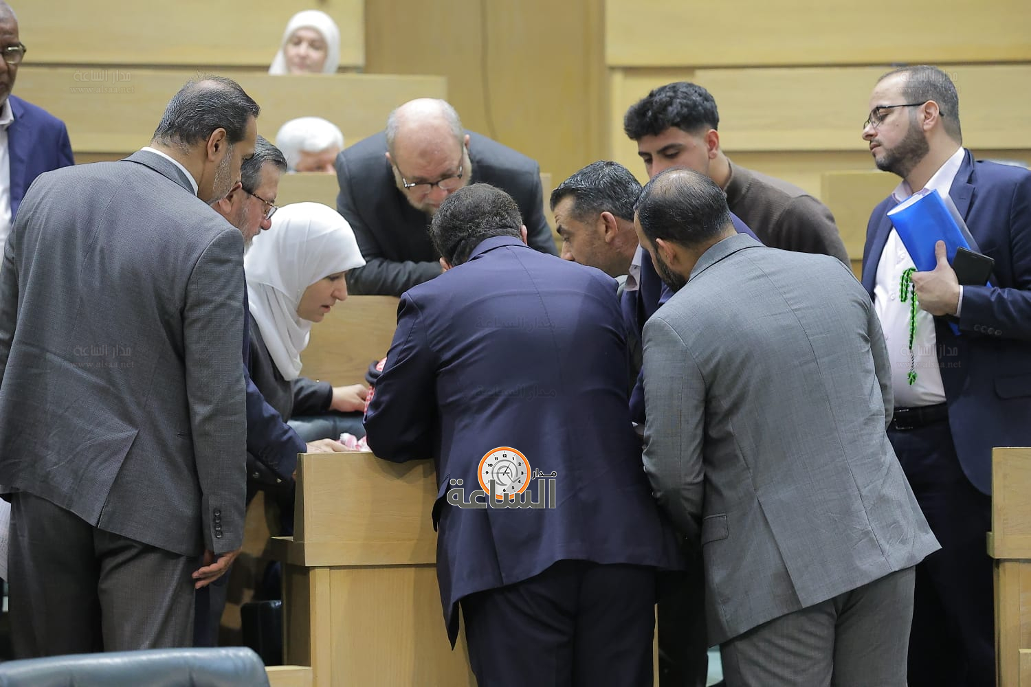 Madar Al-Saa Images 0.692305338643678