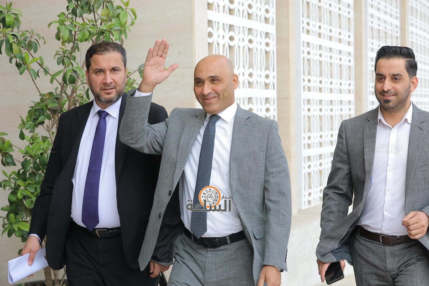 Madar Al-Saa Images 0.0041611197904916075