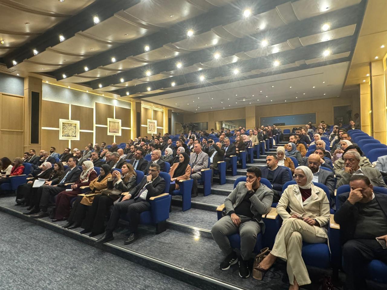 Madar Al-Saa Images 0.8939795978867446