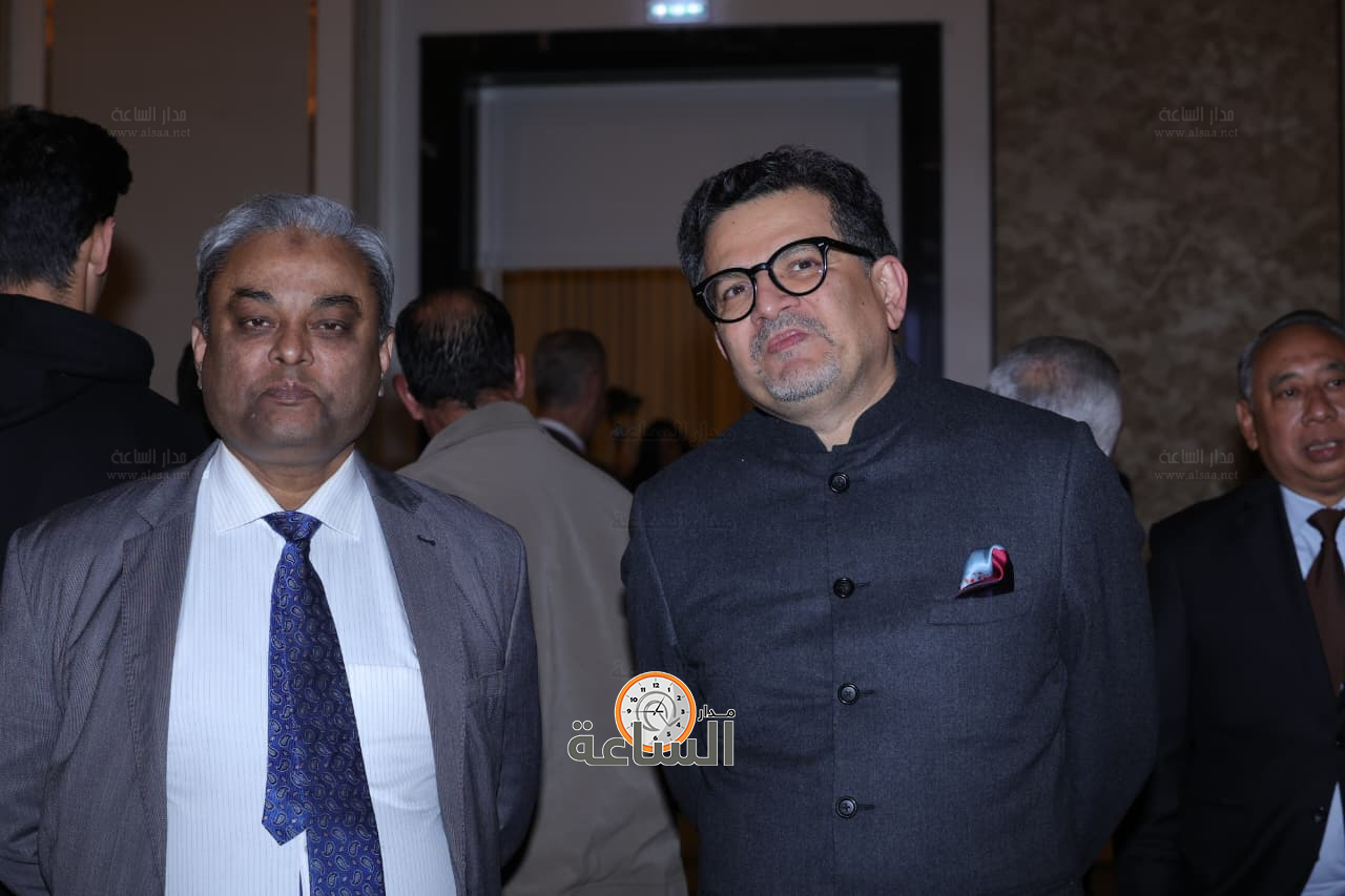 Madar Al-Saa Images 0.8696378442854709