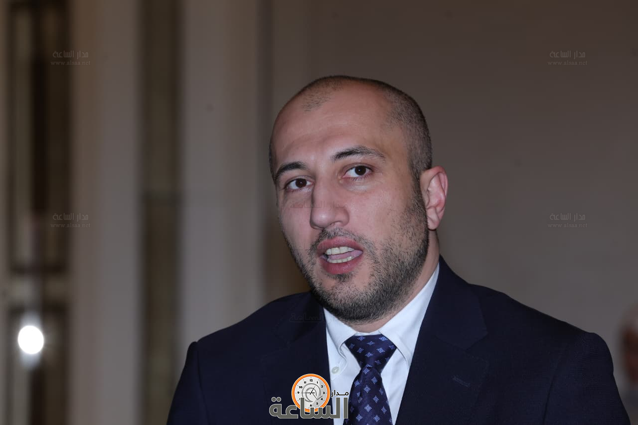 Madar Al-Saa Images 0.8361369412699443