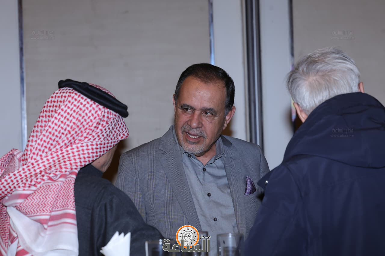 Madar Al-Saa Images 0.017849190027055317