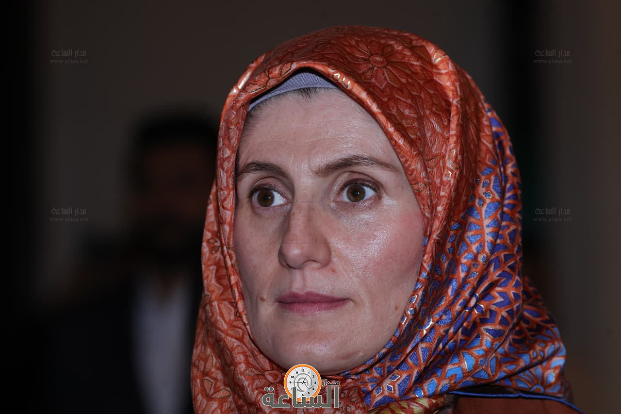 Madar Al-Saa Images 0.9986236447956324